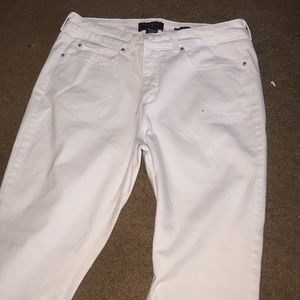 White plan pants